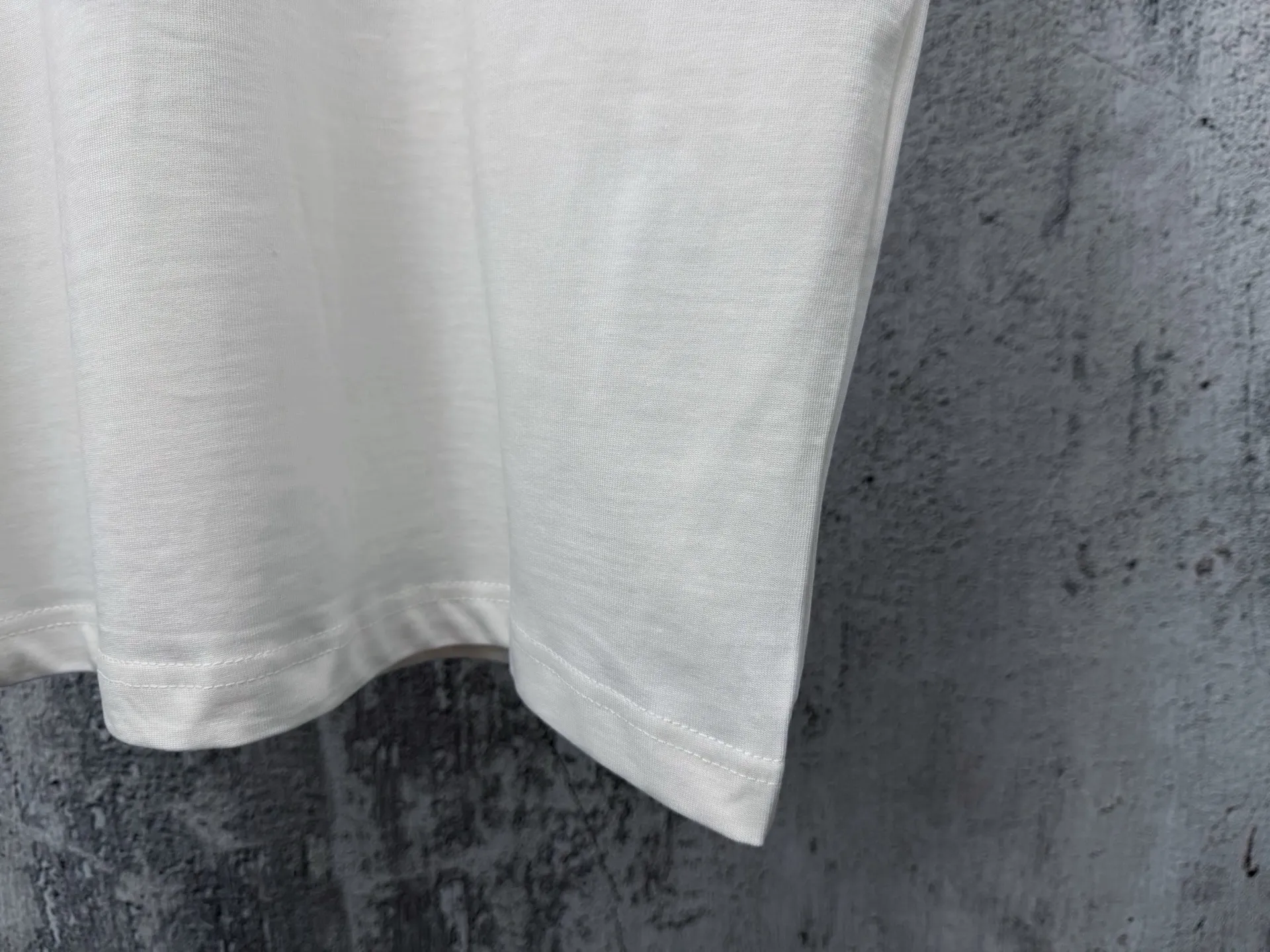 【Maison Margiela】 26ss T logo ， Same Style t Versatile ：Black，White Size：XS-L